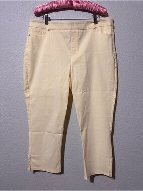 Mario Serrani Pale Yellow Cropped Stretch Jeans